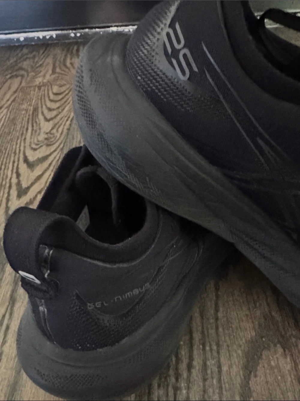 ASICS Gel Nimbus 25 triple black